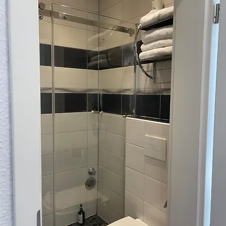 Tmj 2 Apartment Dusseldorf