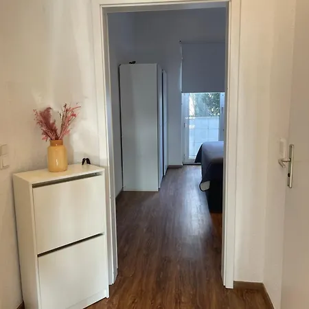 Tmj 2 * Dusseldorf